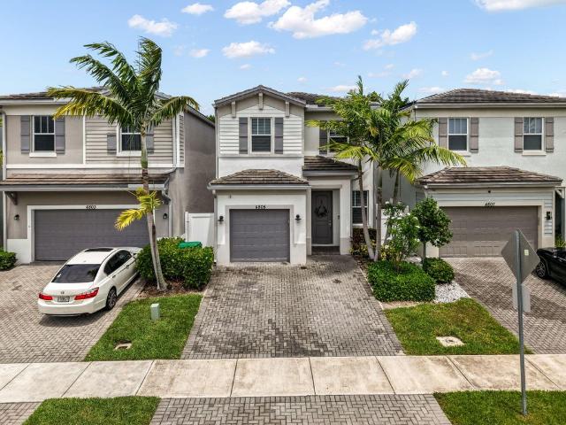 Detached House for sale in Tamarac, Florida