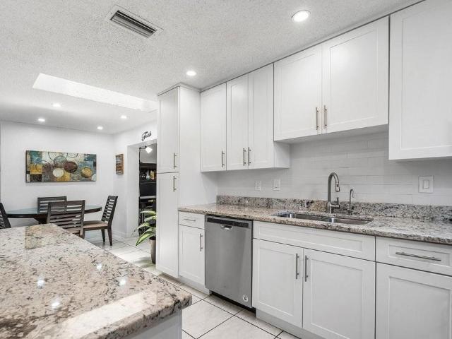 Villa for sale in Tamarac