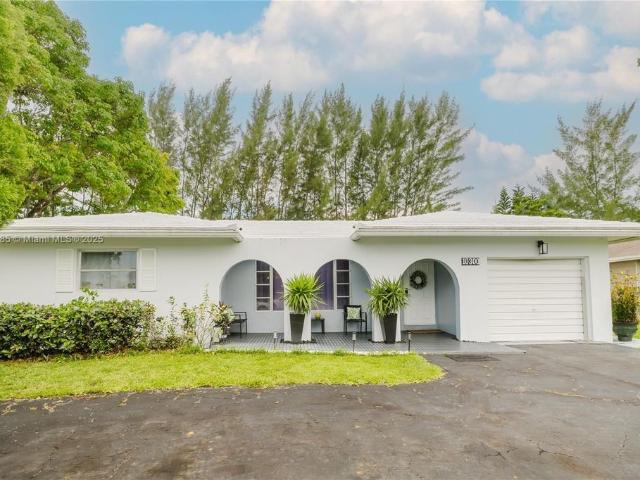 Villa for sale in Tamarac