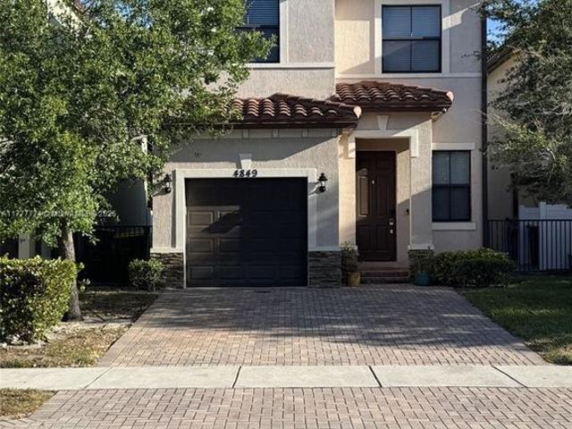 Villa for sale in Tamarac