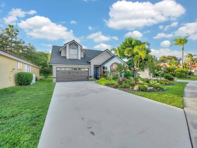Detached House for sale in Wellington