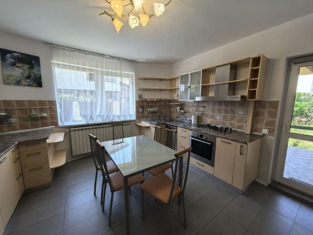 Casă închirieri în Colțea, București