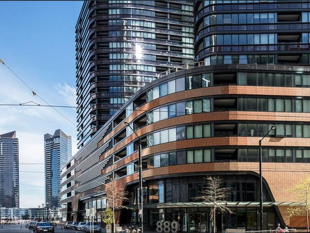 Apartment for rent in Victoria Harbour, Melbourne