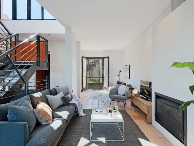 Townhouse for rent in Sydney, New South Wales