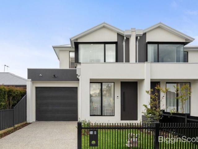 Townhouse for sale in Camerons Creek, Victoria