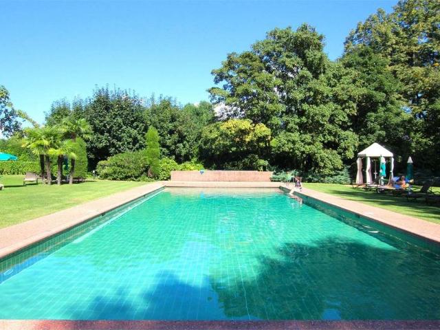 Apartment kaufen in Collina d'Oro, Tessin