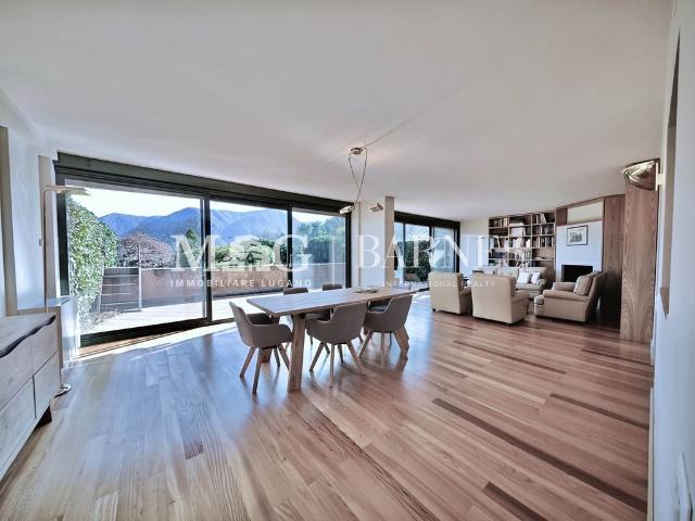 Apartment kaufen in Collina d'Oro, Tessin