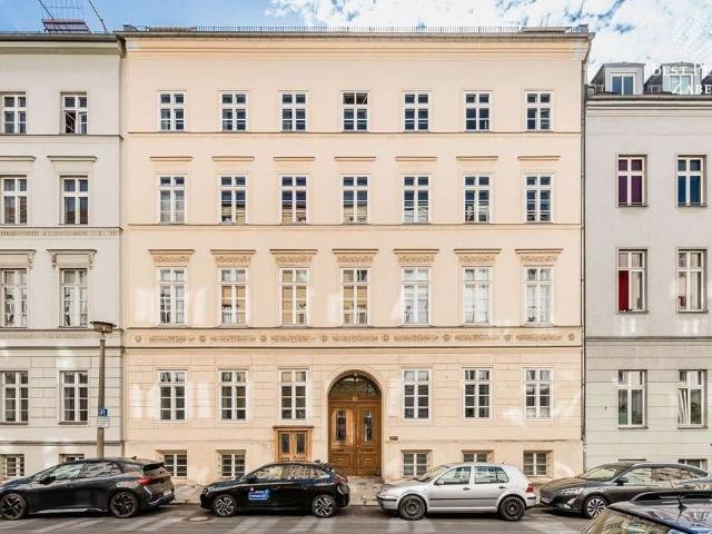 Apartment kaufen in Friedrich-Wilhelm-Stadt, Berlin