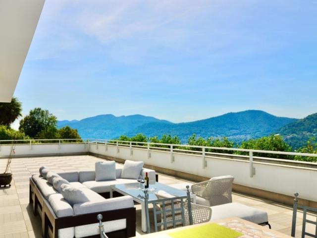 Wohnung kaufen in Collina d'Oro, Tessin
