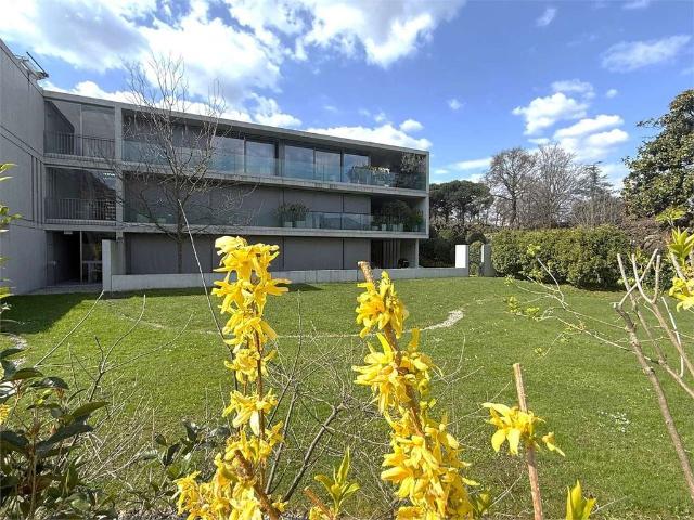 Apartment kaufen in Collina d'Oro, Tessin