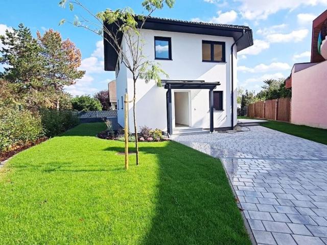 Haus mieten in Schwechat, Bezirk Bruck an der Leitha