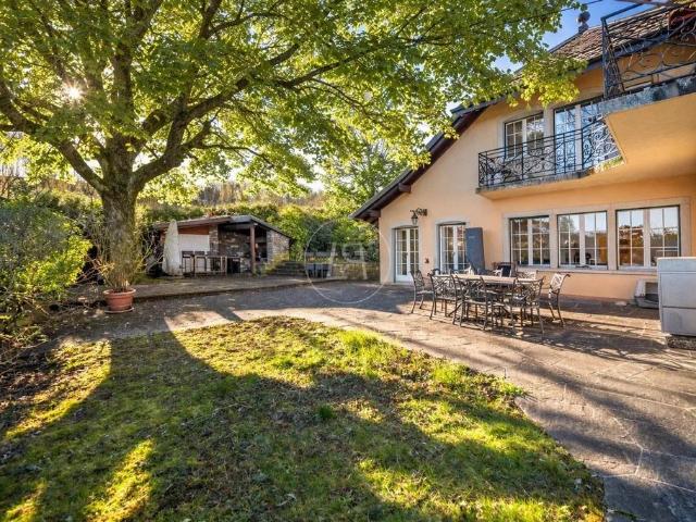 Haus kaufen in Aubonne, Waadt