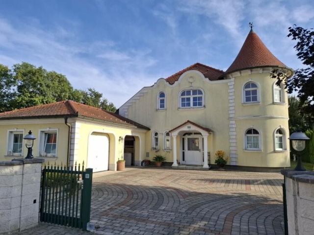 Haus kaufen in Markgrafneusiedl, Niederösterreich