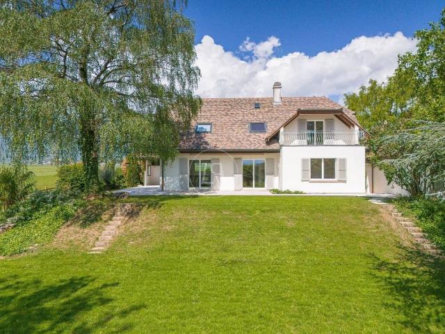 Haus kaufen in Grens, Waadt