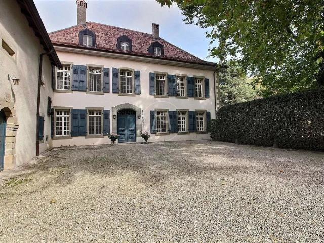 Haus kaufen in Apples, Waadt