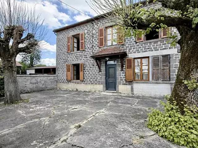 Maison vente à La Croix Blanche, Luzillat