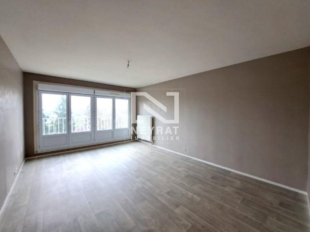 Appartement vente à Château-Chinon (Ville), Luzy