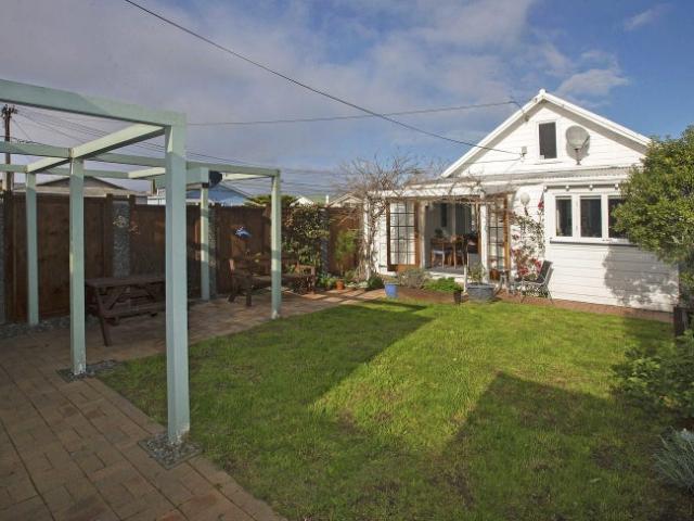 House for rent in Matata, Wellington