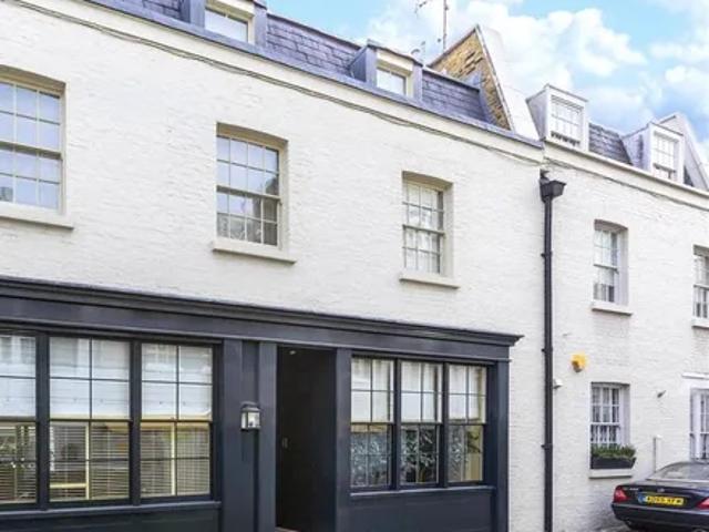 House for rent in Belgravia, Greater London