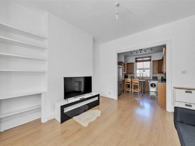 House for rent in Maida Hill, Greater London