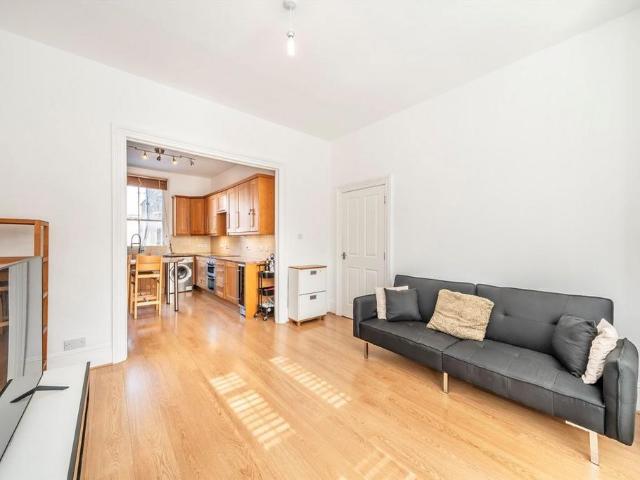Apartment for rent in Kensal Town, Greater London
