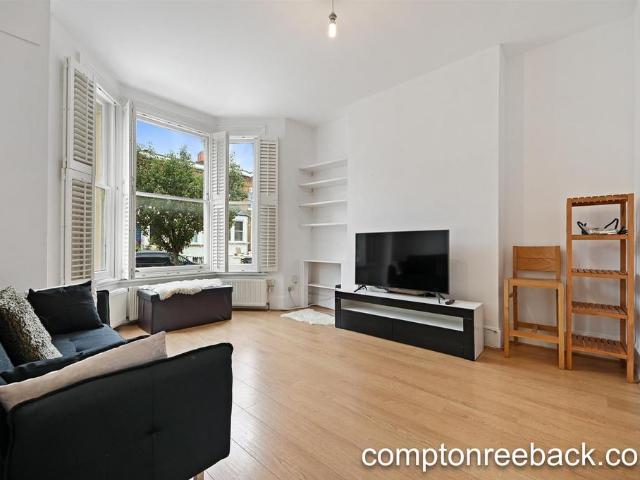 Apartment for rent in Maida Hill, Greater London