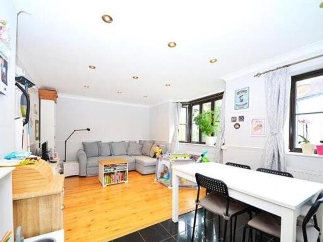House for rent in Lyons, Greater London