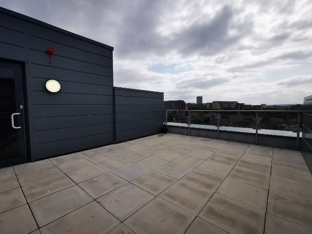 Apartment for rent in Chinatown, Calderstones