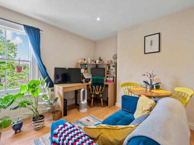 Studio for rent in Royal Borough of Kingston upon Thames, Greater London