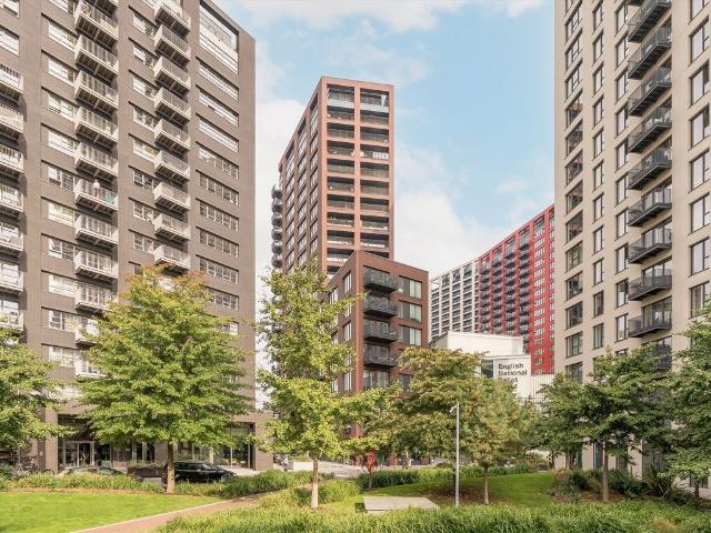 Apartment for rent in London City Island, Blackwall