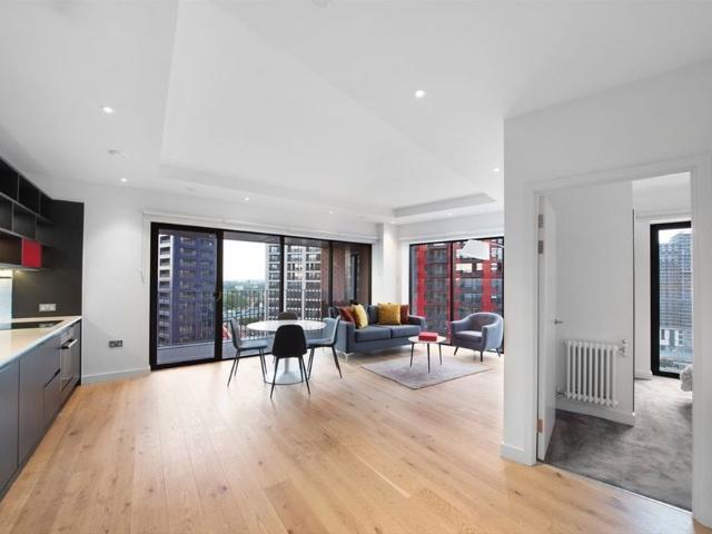 Apartment for rent in London City Island, Blackwall