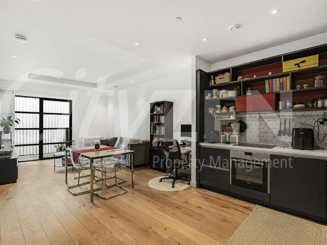 Apartment for rent in London City Island, Blackwall