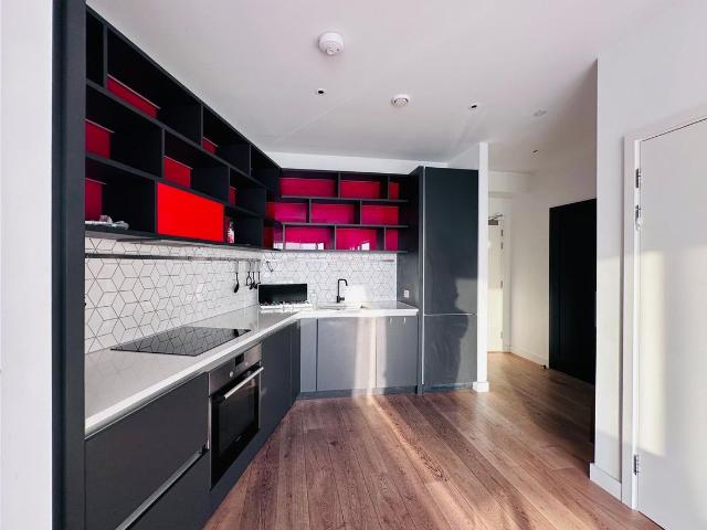 Apartment for rent in London City Island, Blackwall