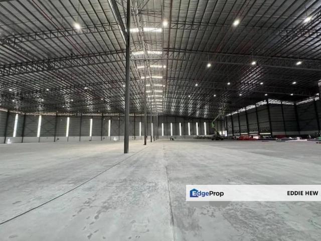 Warehouse for rent in Seksyen U10, Shah Alam