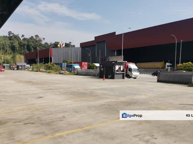 Warehouse for rent in Petaling, Alam Impian