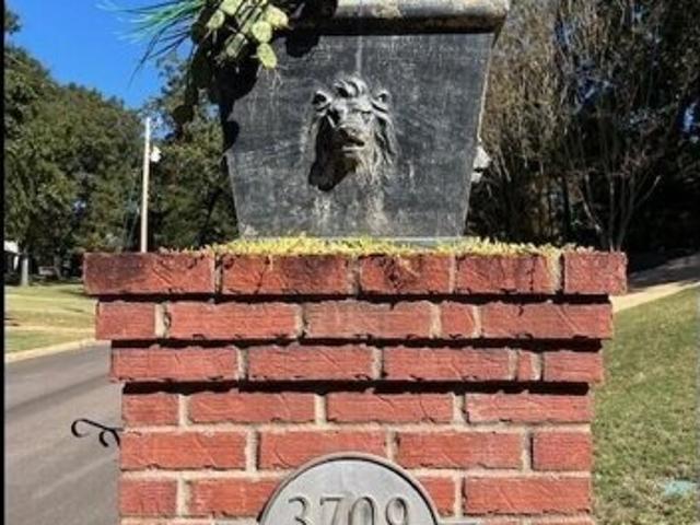 House for sale in Oxford, Mississippi