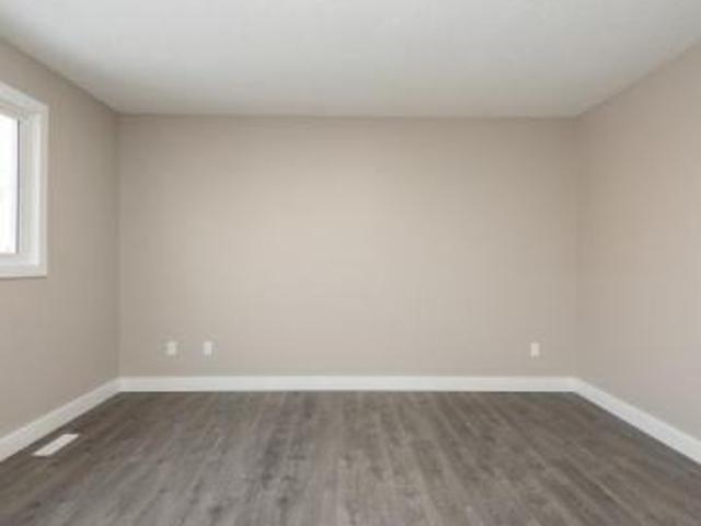 Apartment for rent in Wedgewood, Alberta