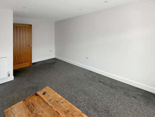 Apartment for rent in Highcliffe