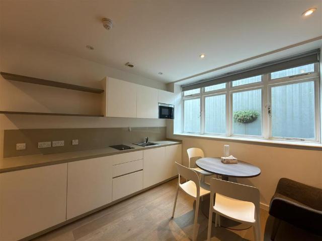 Apartment for rent in London Borough of Camden, Greater London