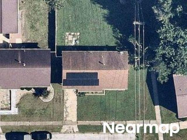 House for sale in East Saint Louis, Illinois