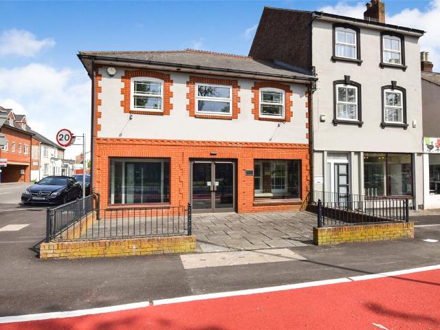 Apartment for rent in Farnborough, Rushmoor