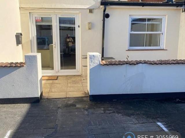Apartment for rent in St Michaels, Paignton