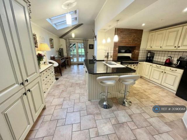 House for rent in Fulshaw Park, Wilmslow