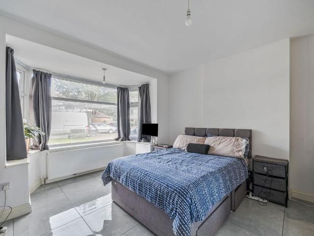 Studio for rent in Pinner, Greater London