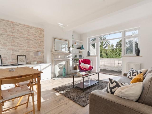 House for rent in Golders Green, Greater London