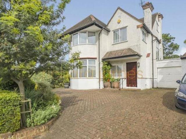 House for sale in Hertfordshire