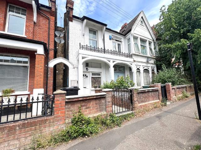 Apartment for rent in Leyton, Greater London