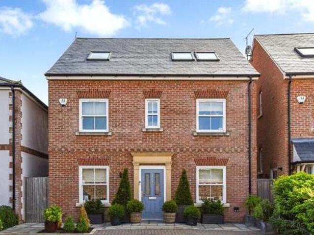 House for sale in Chichester, Littlecote