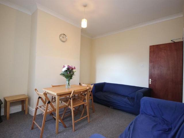 House for rent in East Twerton, Dulcote