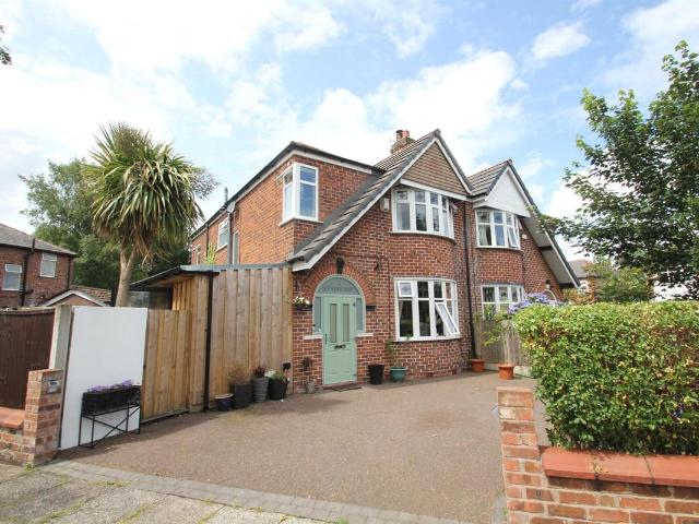 House for rent in Mosley, Trafford Park